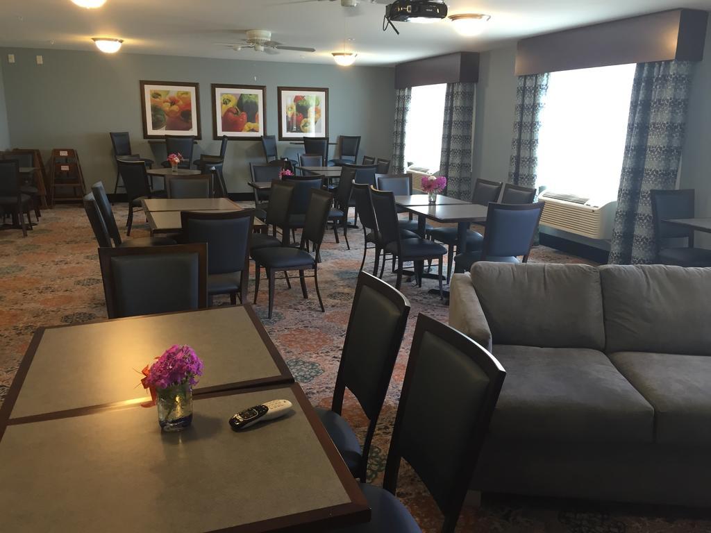 Grandstay Hotel & Suites Mount Horeb - Madison Esterno foto