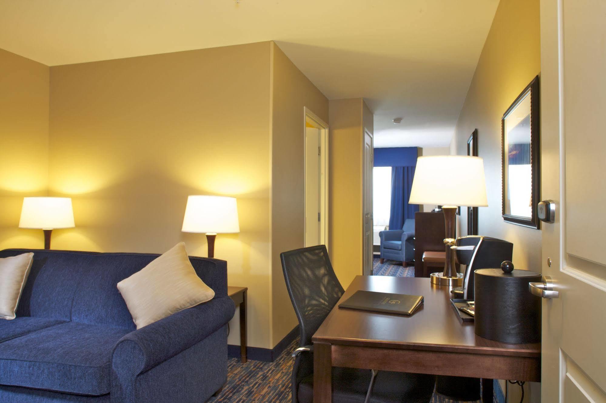 Grandstay Hotel & Suites Mount Horeb - Madison Esterno foto