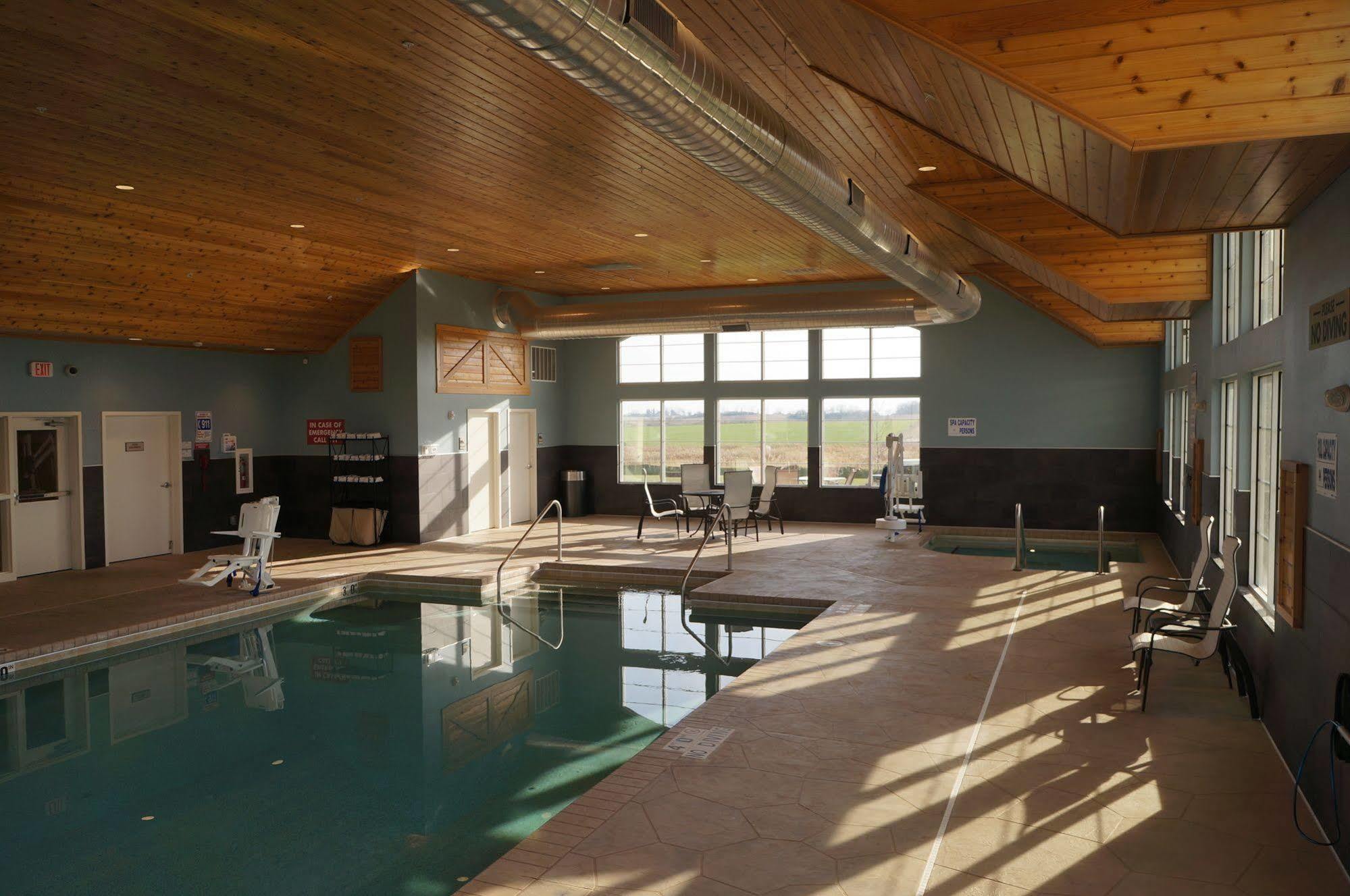Grandstay Hotel & Suites Mount Horeb - Madison Esterno foto