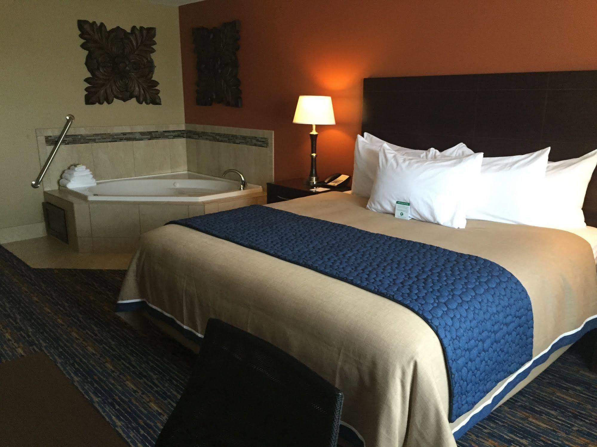 Grandstay Hotel & Suites Mount Horeb - Madison Esterno foto